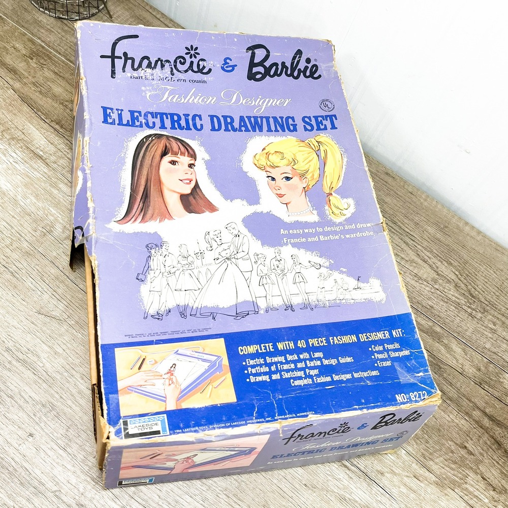 Vintage 1966 Lakeside Toys Francie & Barbie Electric Drawing Set 8272 Purple